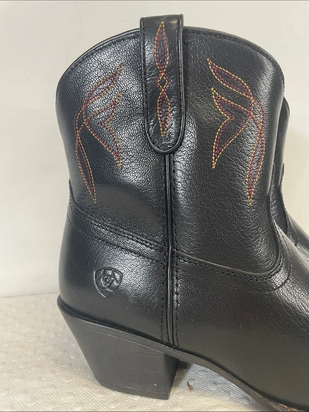 Ariat Darlin Short Western Boot ‘Old Black’W9.5 NWOT